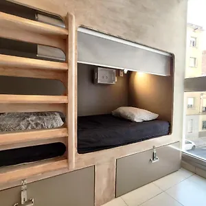 https://hostel-one-sants.catalonia-hotels.com