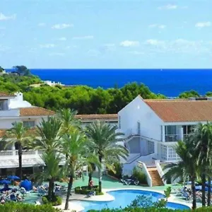 https://beach-club-font-de-sa-cala-font-de-sa-cala-mallorca.allmallorcahotels.com